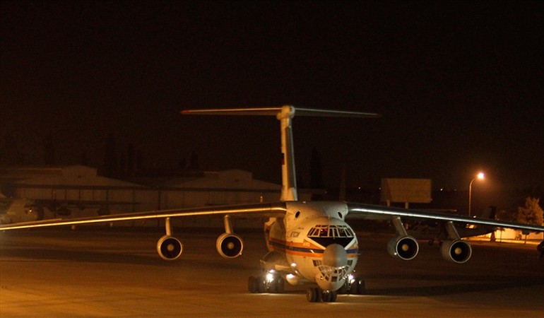 Ilyushin_Il-76 2