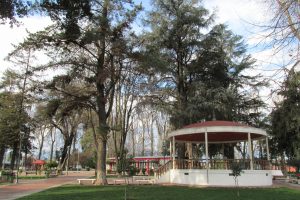 Plaza_de_Armas_de_Graneros_Chile